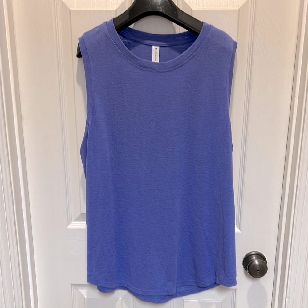 Athleta Periwinkle blue Tee Relaxed Fit breezy tank. Size 1x. Great condition.